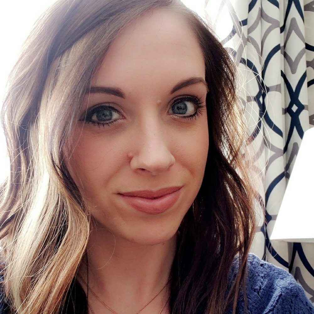 Meet your Posher, Courtney